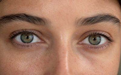 Kératopigmentation : comment changer durablement la couleur de ses yeux ?